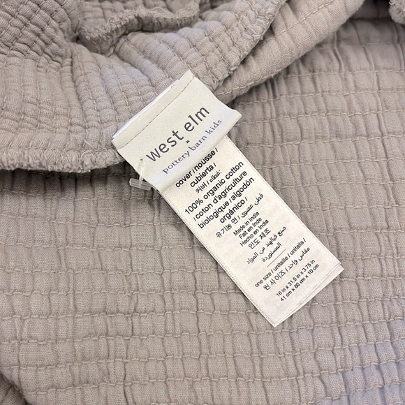 West Elm x PBK Changing Pad Cover - Picture 2 of 3